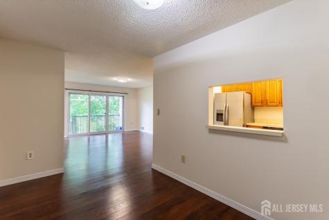 372 Lancaster Court Piscataway NJ 08854