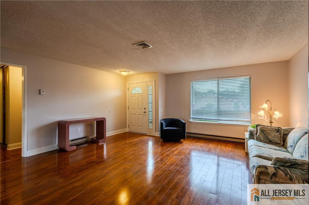 227 Convent Road Monroe NJ 08831