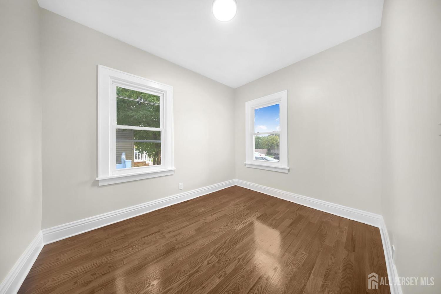 16 Lincoln Avenue East Brunswick NJ 08816
