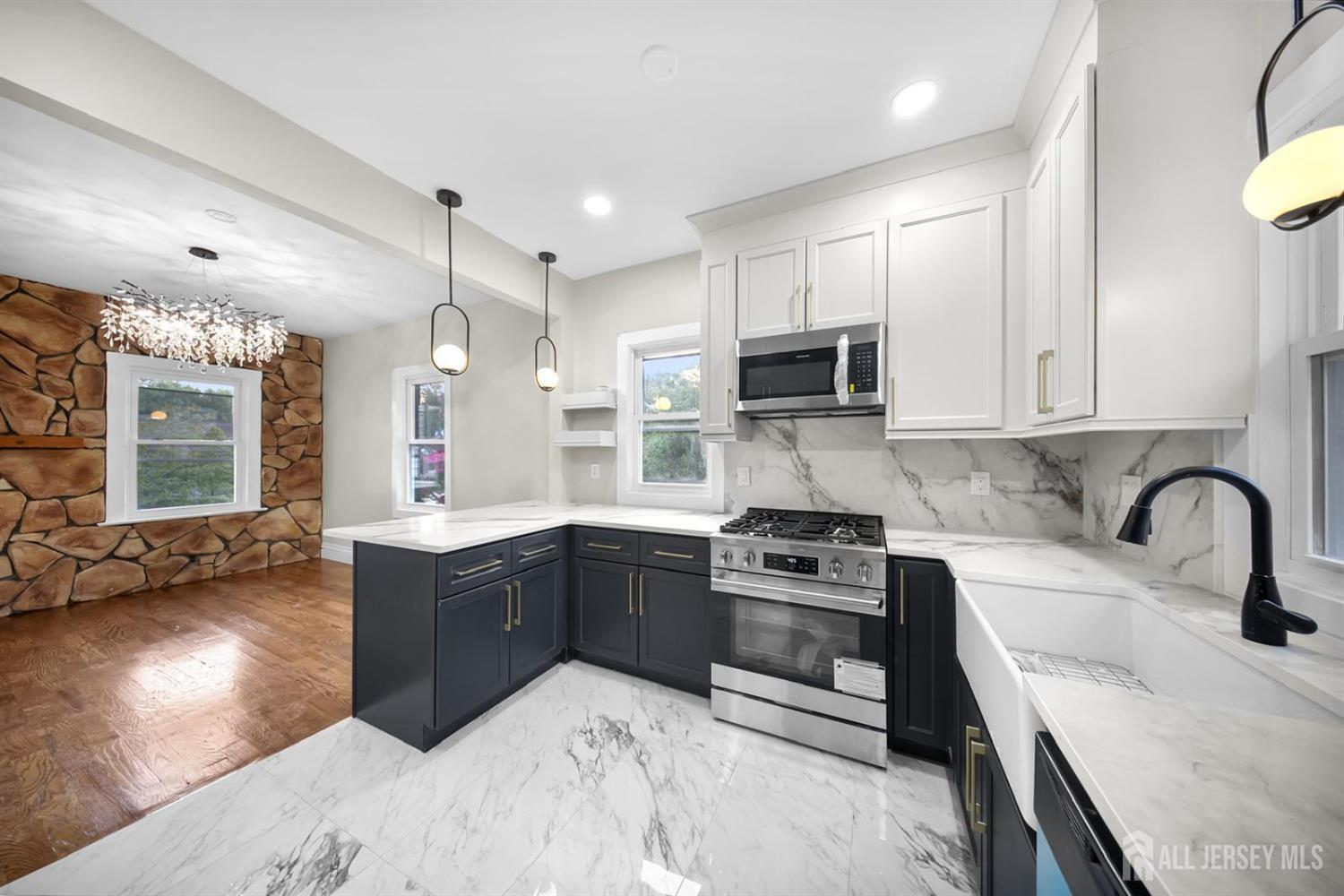 16 Lincoln Avenue East Brunswick NJ 08816