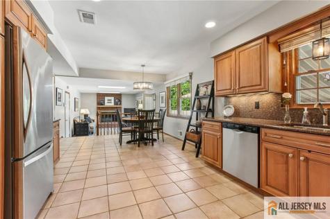 4 Van Loan Avenue Sayreville NJ 08872