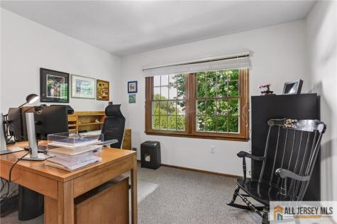 4 Van Loan Avenue Sayreville NJ 08872