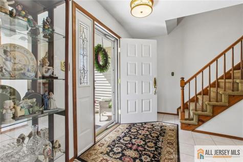 4 Van Loan Avenue Sayreville NJ 08872