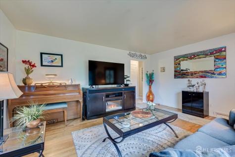1812 Woodland Avenue South Plainfield NJ 07080