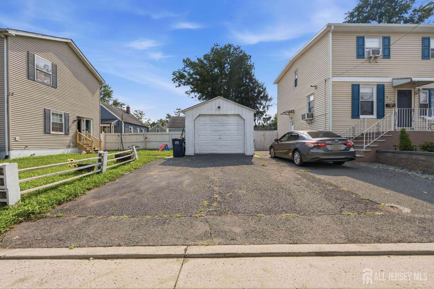 1738 W 3rd Street W Piscataway NJ 08854
