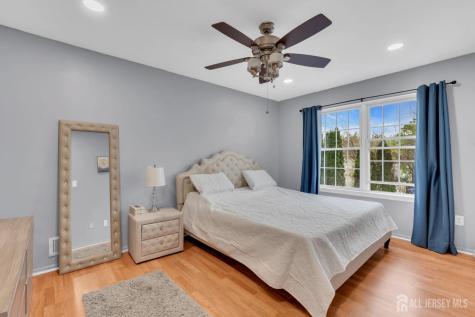 6 Ives Court Monroe NJ 08831