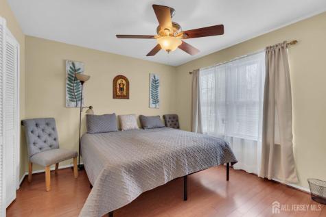 6 Ives Court Monroe NJ 08831