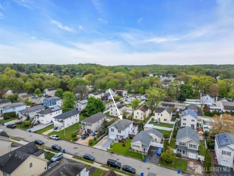 6 Ives Court Monroe NJ 08831