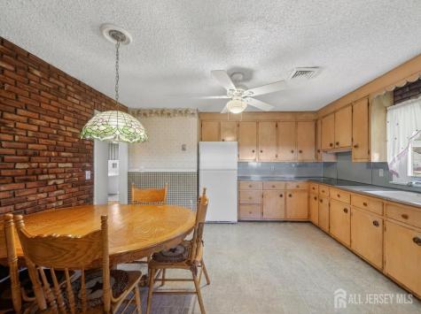 145 E Cherry Street Carteret NJ 07008