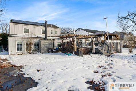 15 New Dover Avenue Colonia NJ 07067