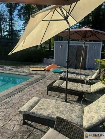 15 New Dover Avenue Colonia NJ 07067