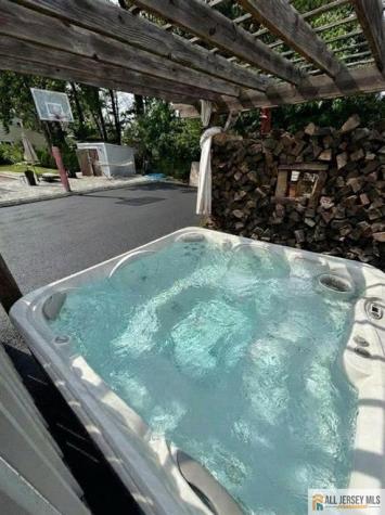 15 New Dover Avenue Colonia NJ 07067