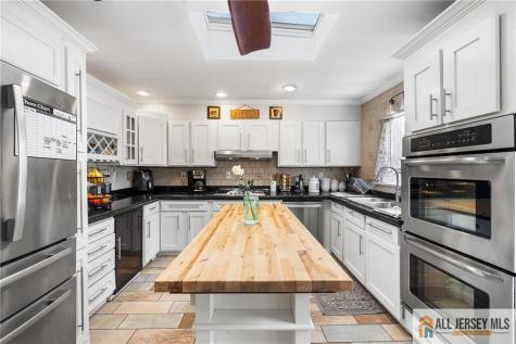 15 New Dover Avenue Colonia NJ 07067