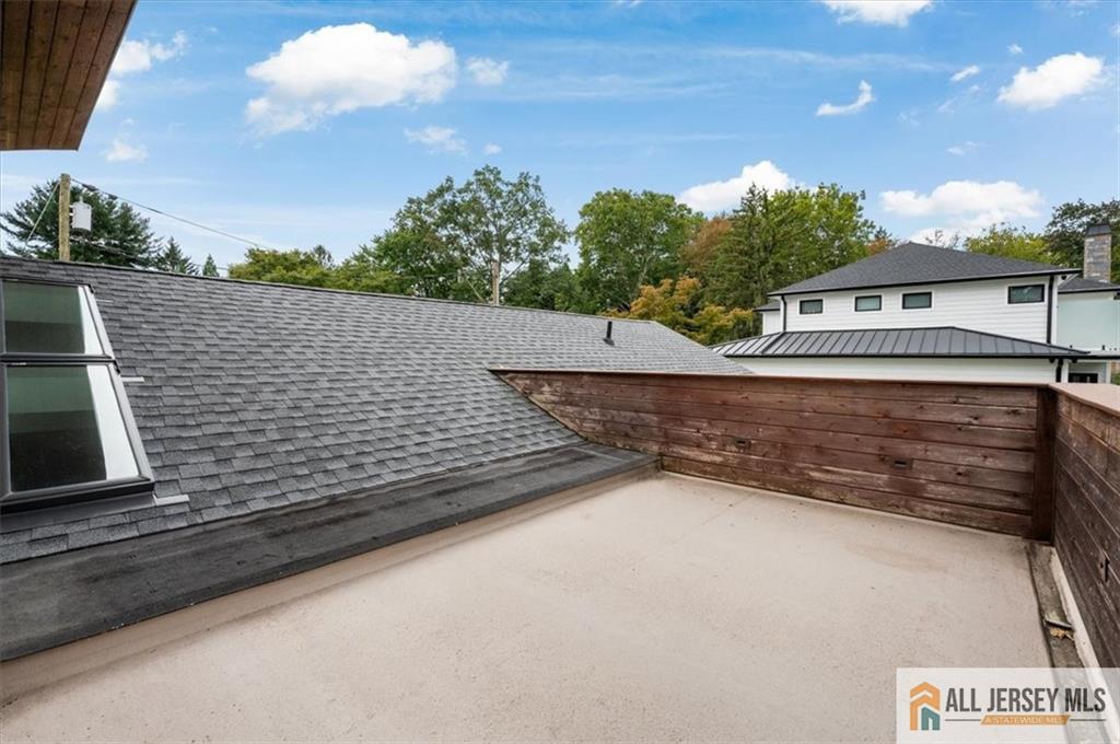 19 Garden Terrace East Brunswick NJ 08816