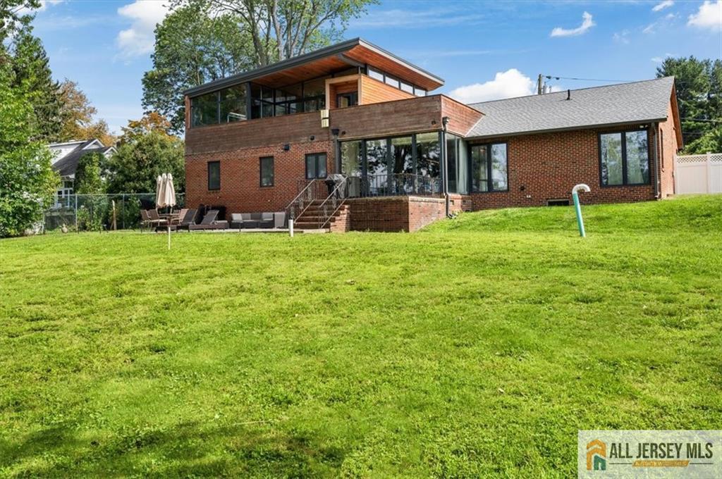 19 Garden Terrace East Brunswick NJ 08816