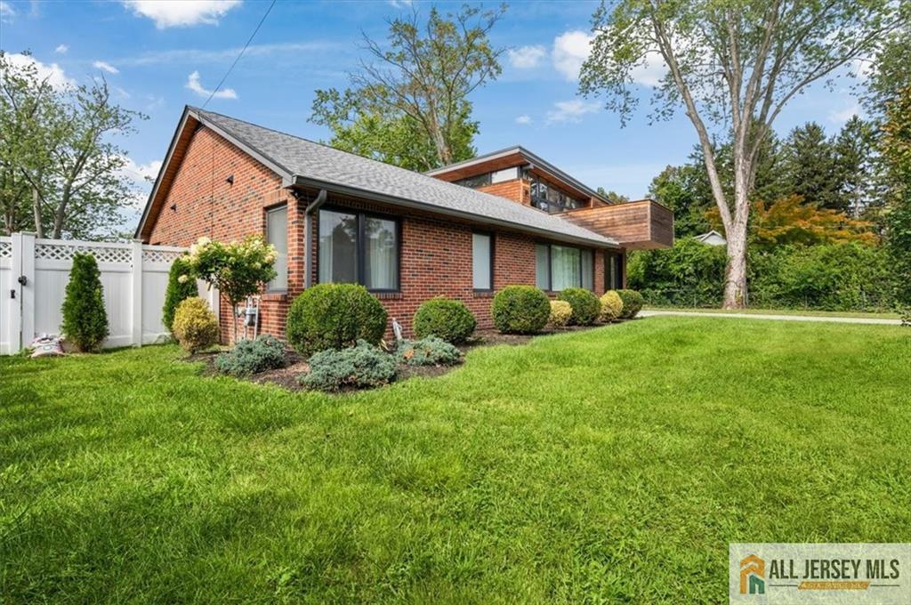 19 Garden Terrace East Brunswick NJ 08816