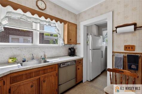 113 E Prospect Avenue Woodbridge Proper NJ 07095