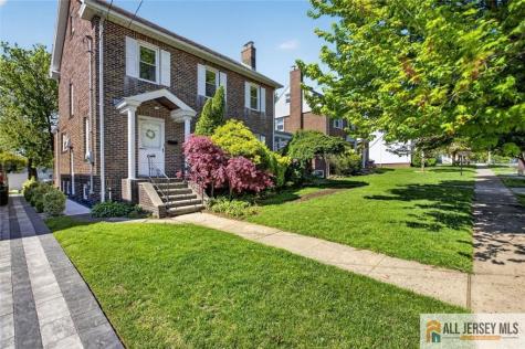 113 E Prospect Avenue Woodbridge Proper NJ 07095