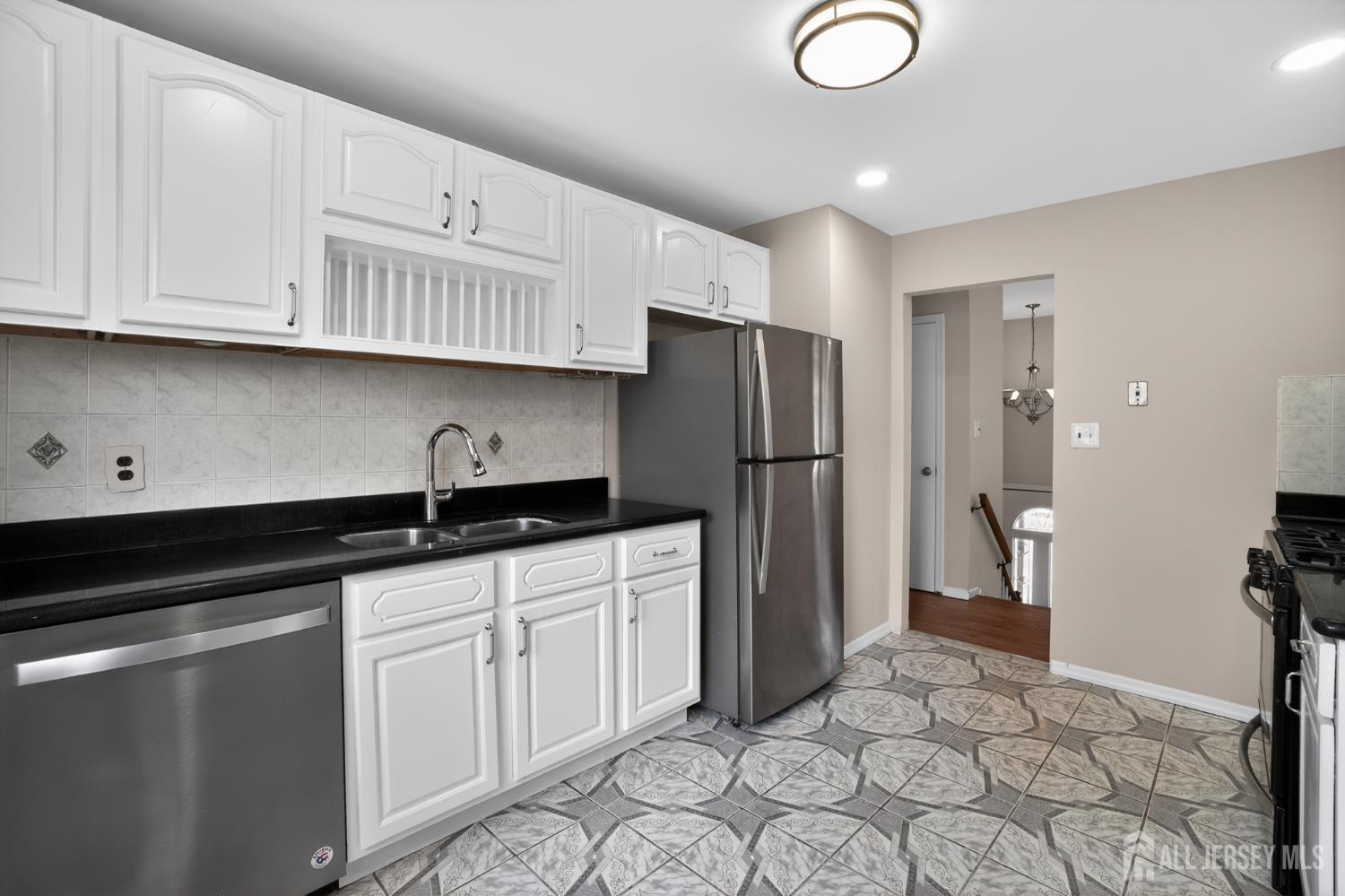 21 Ash Road Middlesex NJ 08817