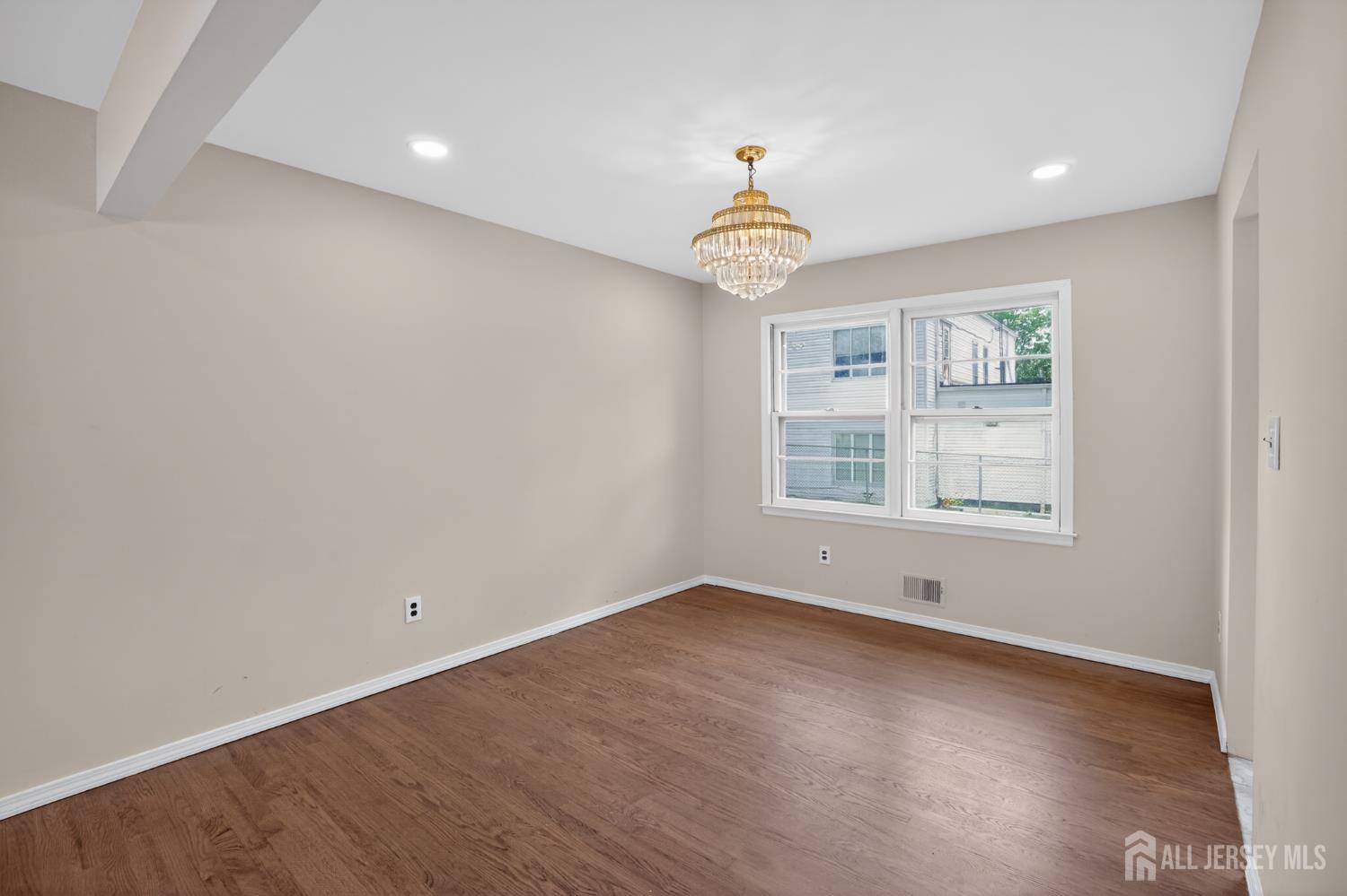 21 Ash Road Middlesex NJ 08817