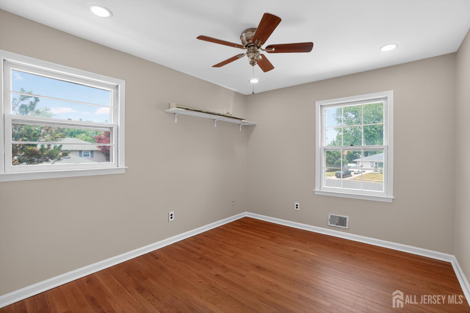21 Ash Road Middlesex NJ 08817