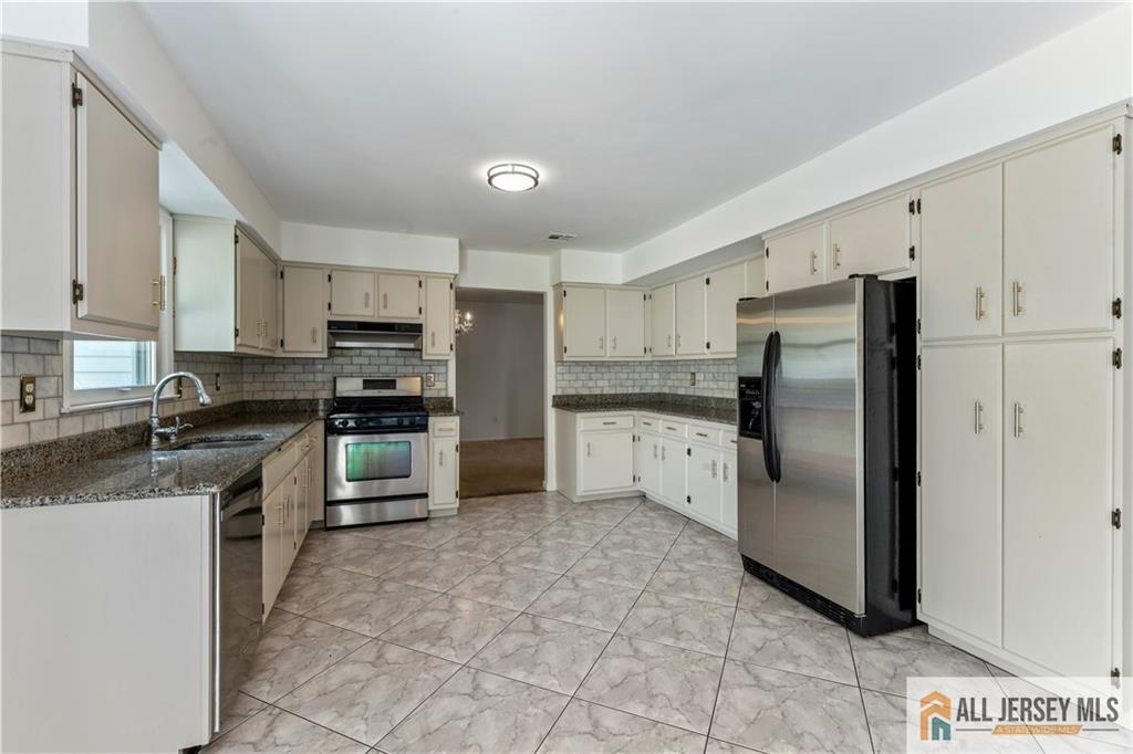 21 Eldridge Drive East Brunswick NJ 08816
