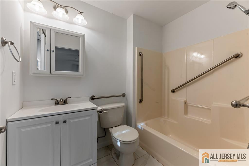21 Eldridge Drive East Brunswick NJ 08816