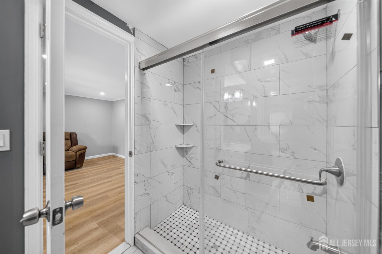17 Wedgewood Drive Carteret NJ 07008