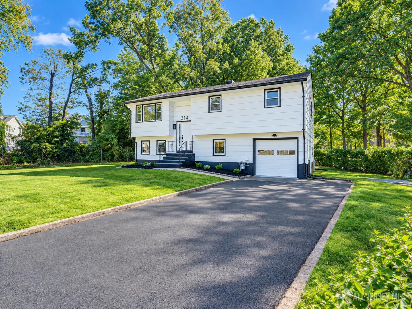 314 8th Street Piscataway NJ 08854