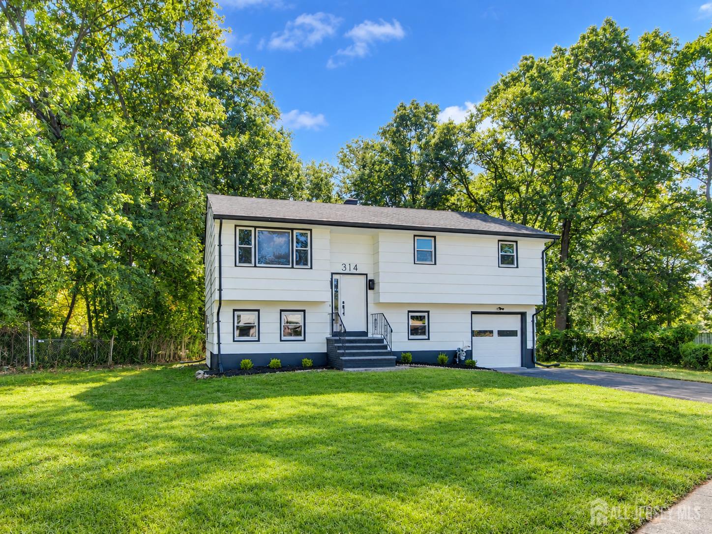 314 8th Street Piscataway NJ 08854