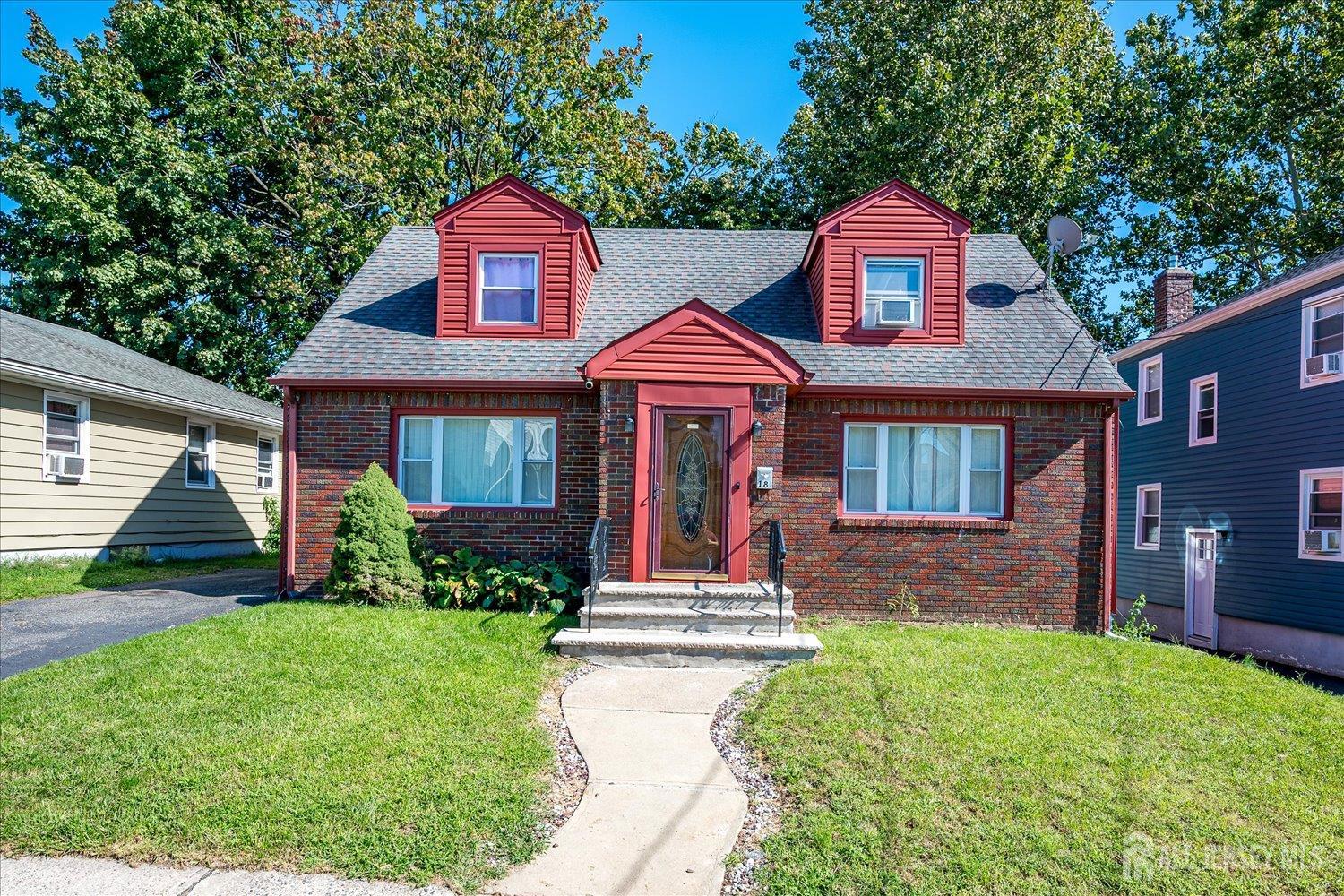 18 Union Place Irvington NJ 07111