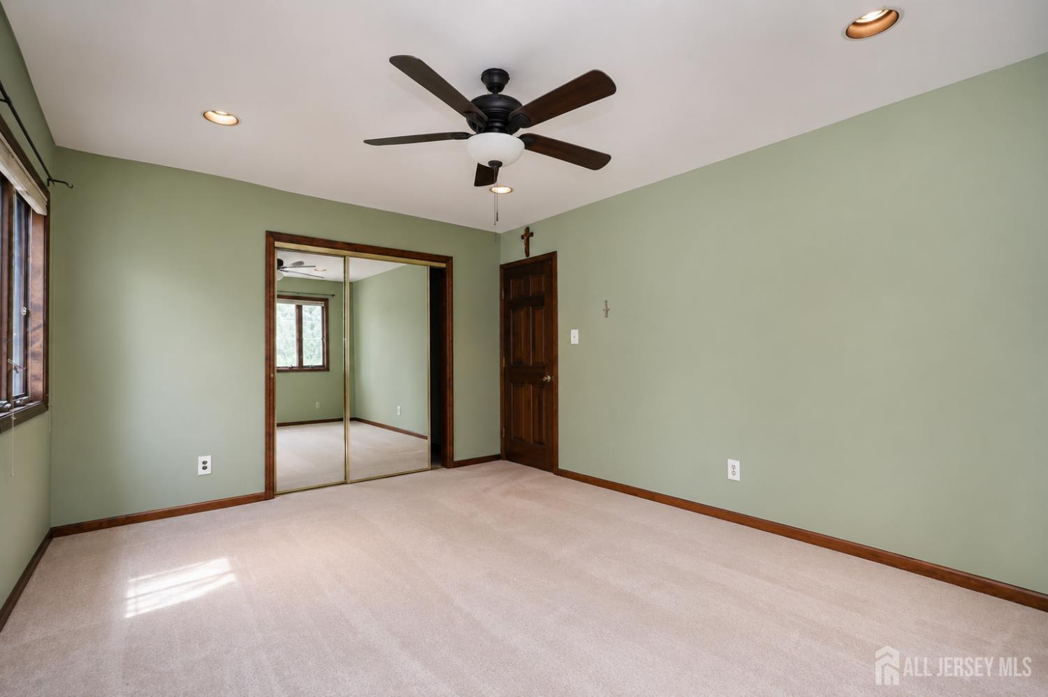 16 Ivy Place Monroe NJ 08831