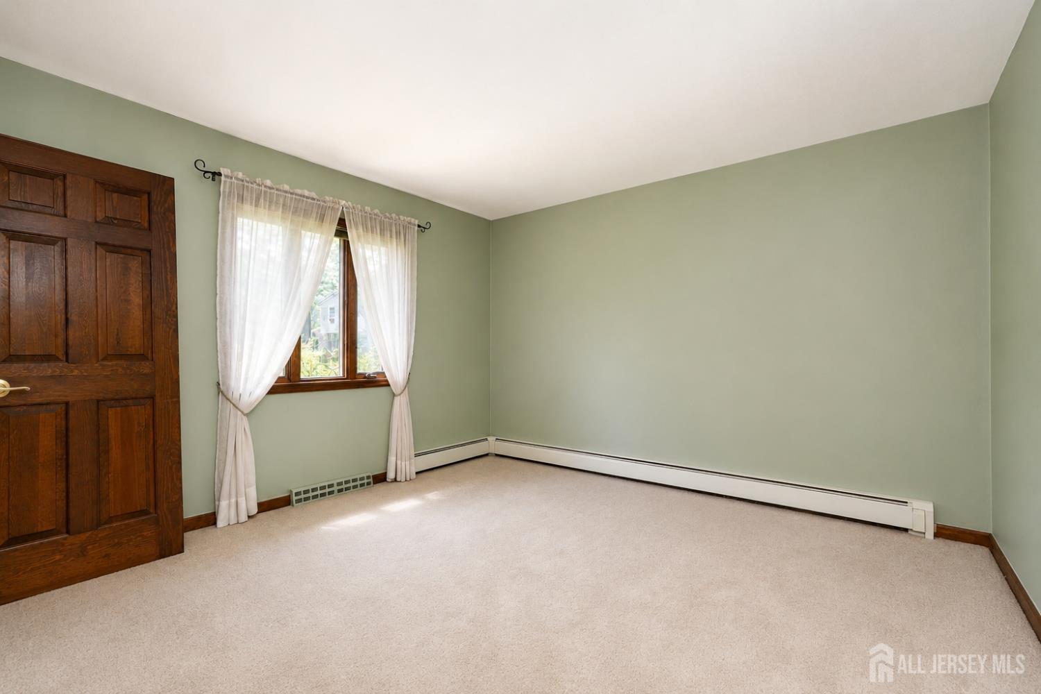 16 Ivy Place Monroe NJ 08831