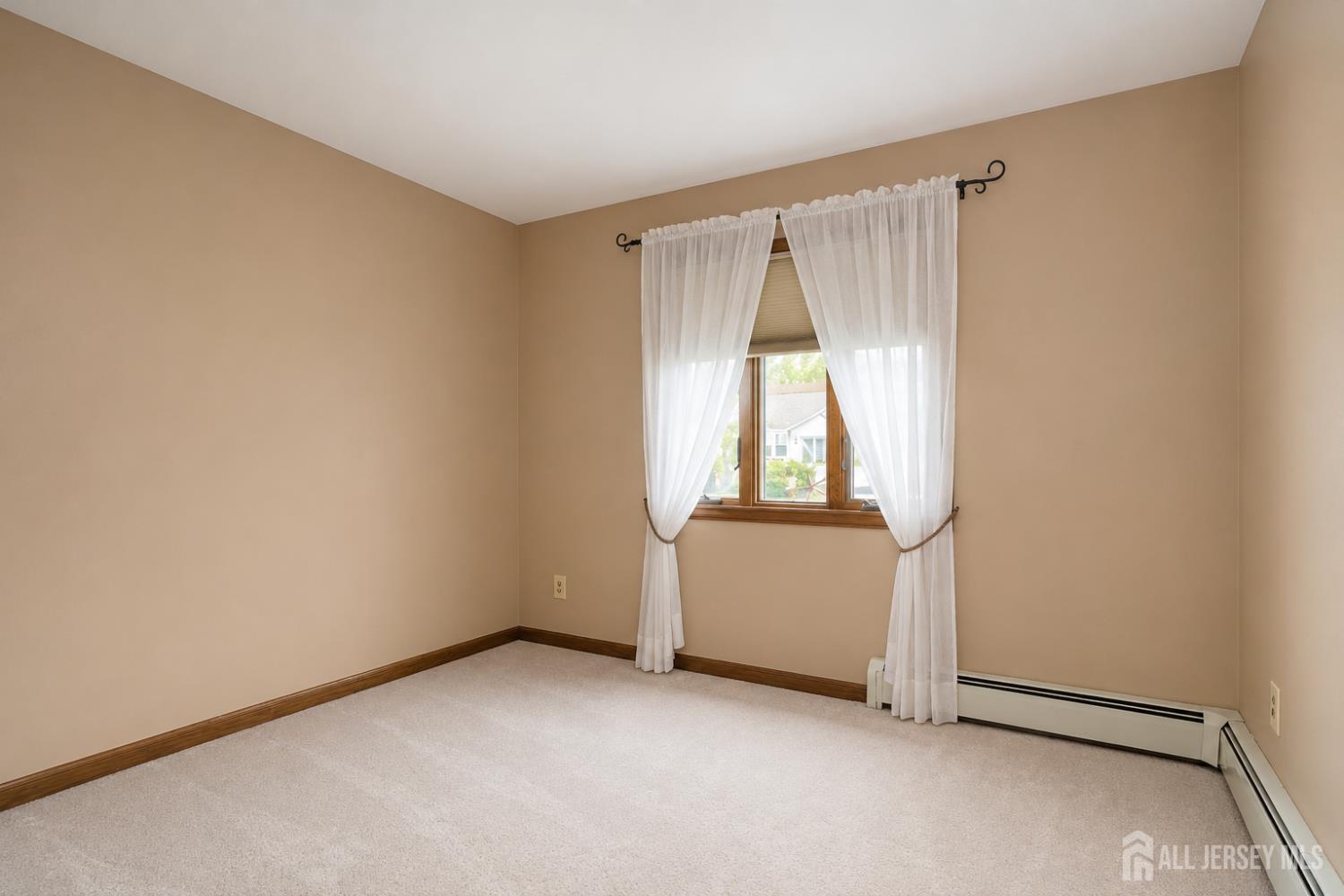 16 Ivy Place Monroe NJ 08831