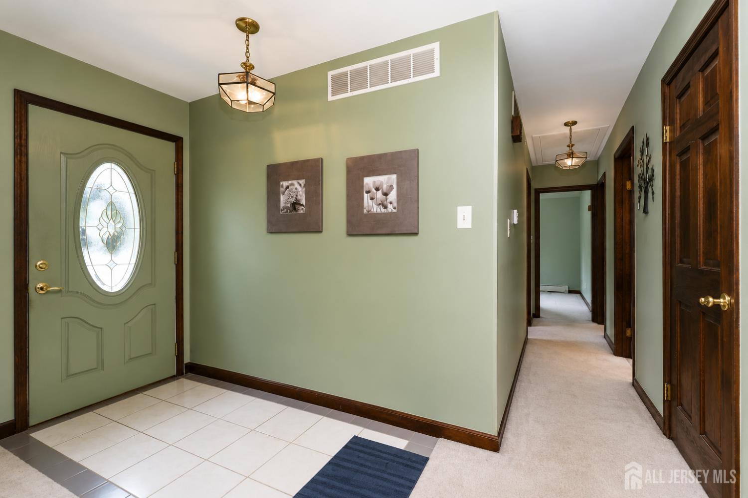 16 Ivy Place Monroe NJ 08831