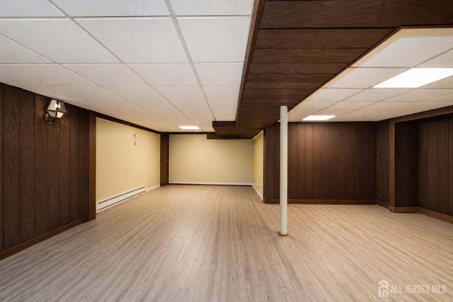 16 Ivy Place Monroe NJ 08831