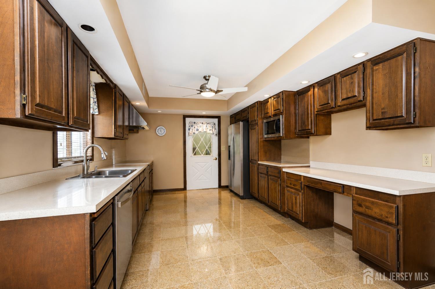 16 Ivy Place Monroe NJ 08831