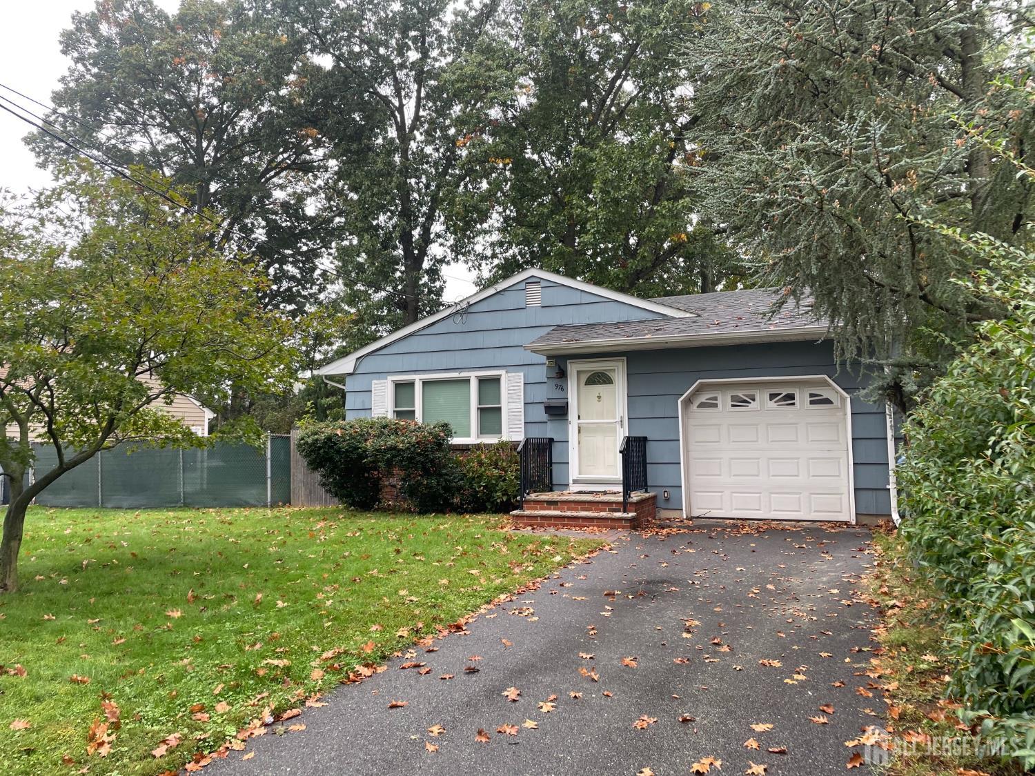 976 Maltby Avenue South Plainfield NJ 07080