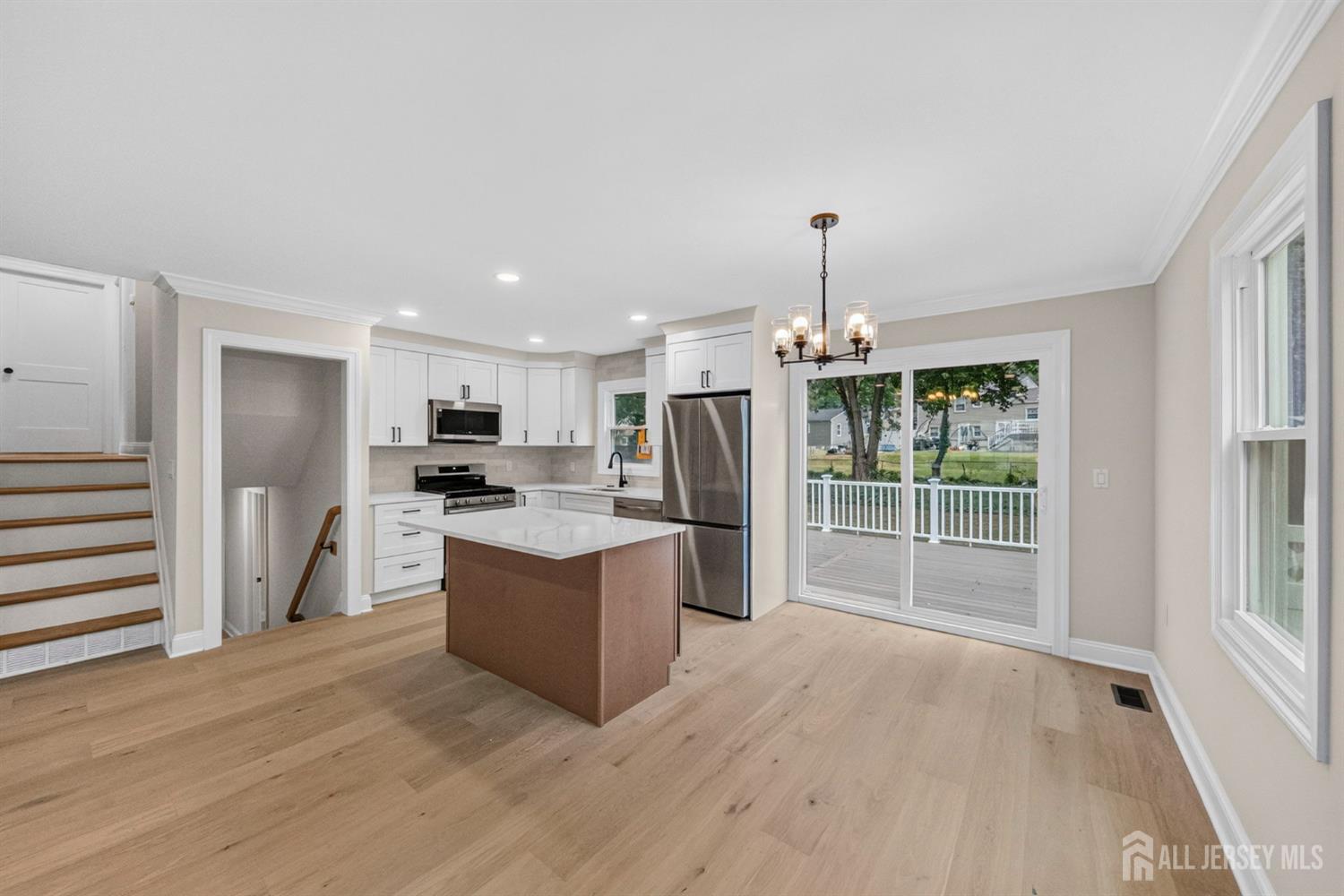 34 Larchmont Road Edison NJ 08837