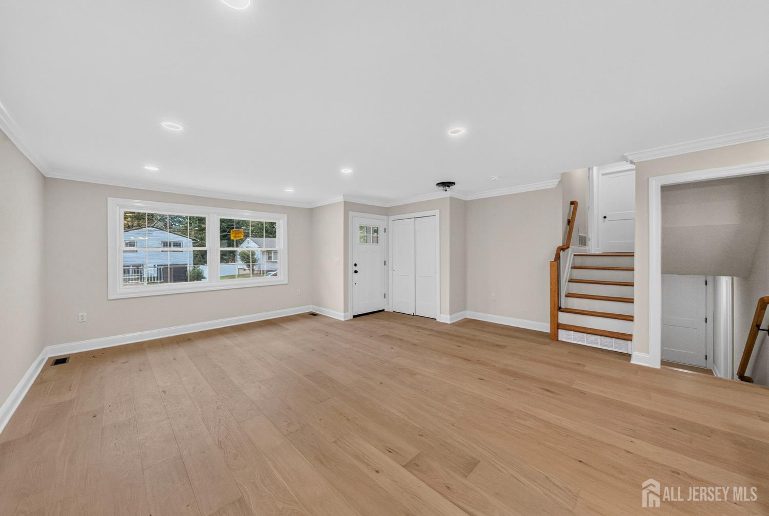 34 Larchmont Road Edison NJ 08837