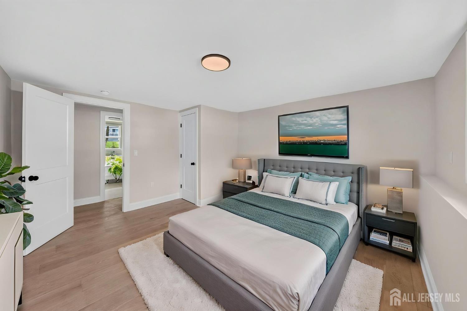 34 Larchmont Road Edison NJ 08837