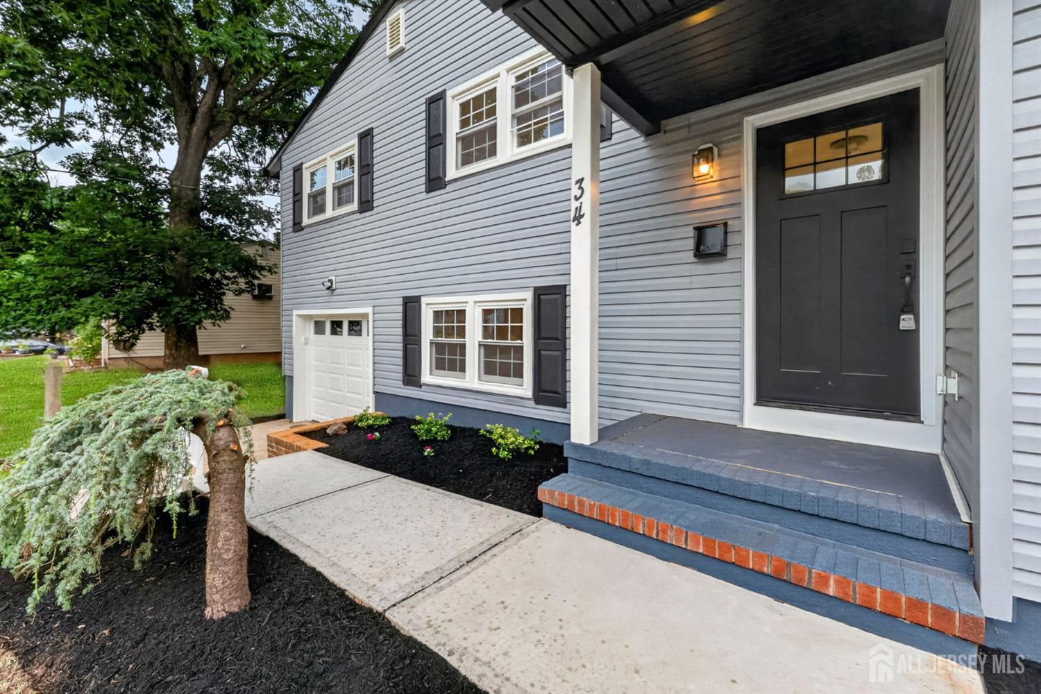 34 Larchmont Road Edison NJ 08837