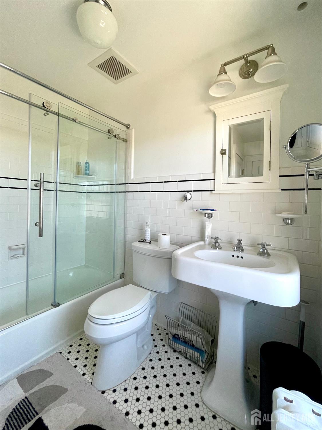 423 Harrison Avenue Highland Park NJ 08904
