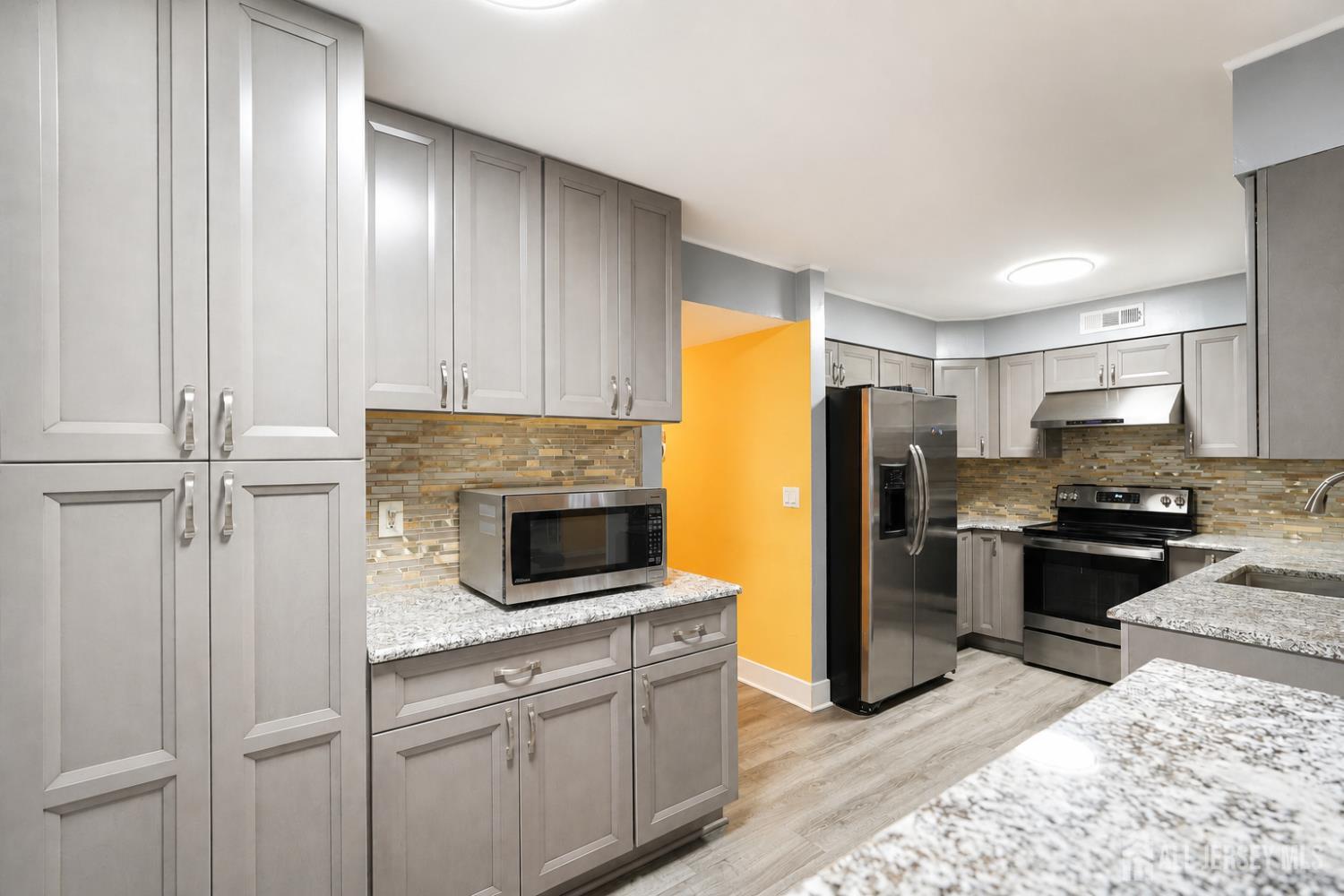 19 Rush Court East Brunswick NJ 08816