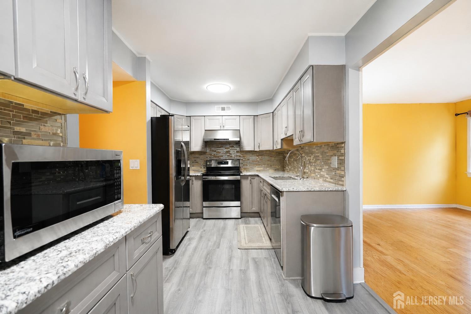 19 Rush Court East Brunswick NJ 08816