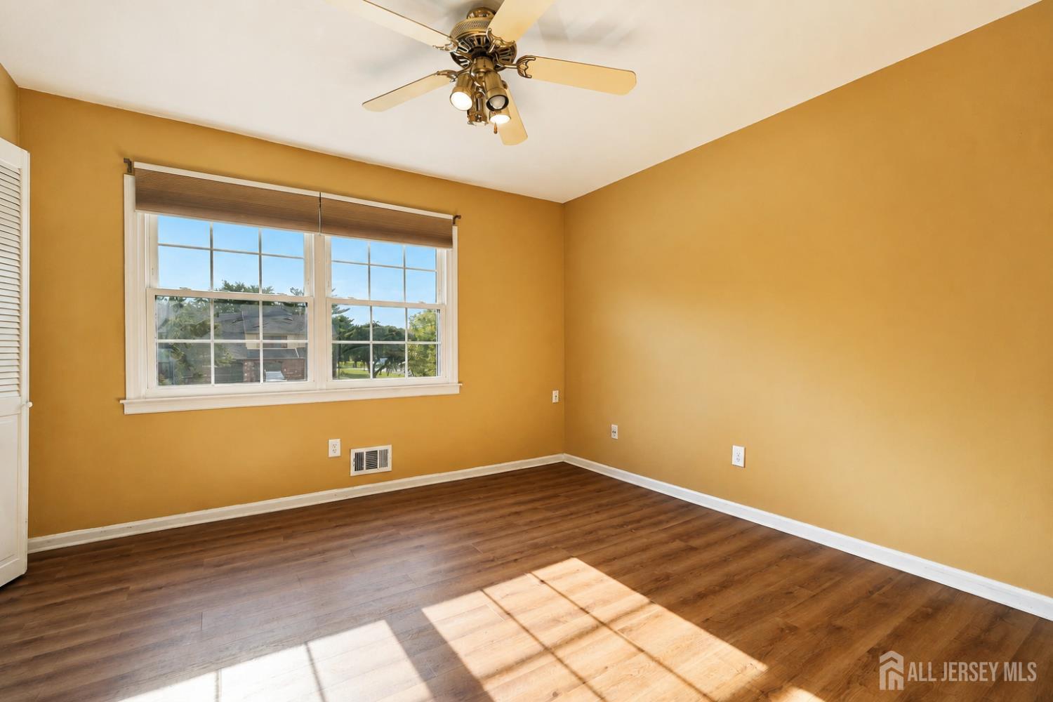 19 Rush Court East Brunswick NJ 08816