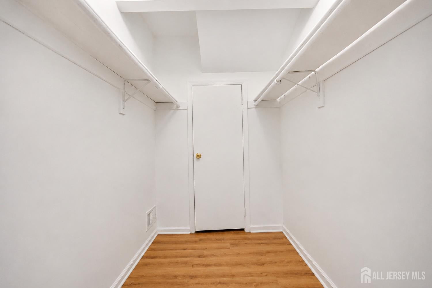 19 Rush Court East Brunswick NJ 08816