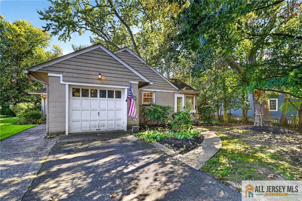 114 N Main Street Cranbury NJ 08512