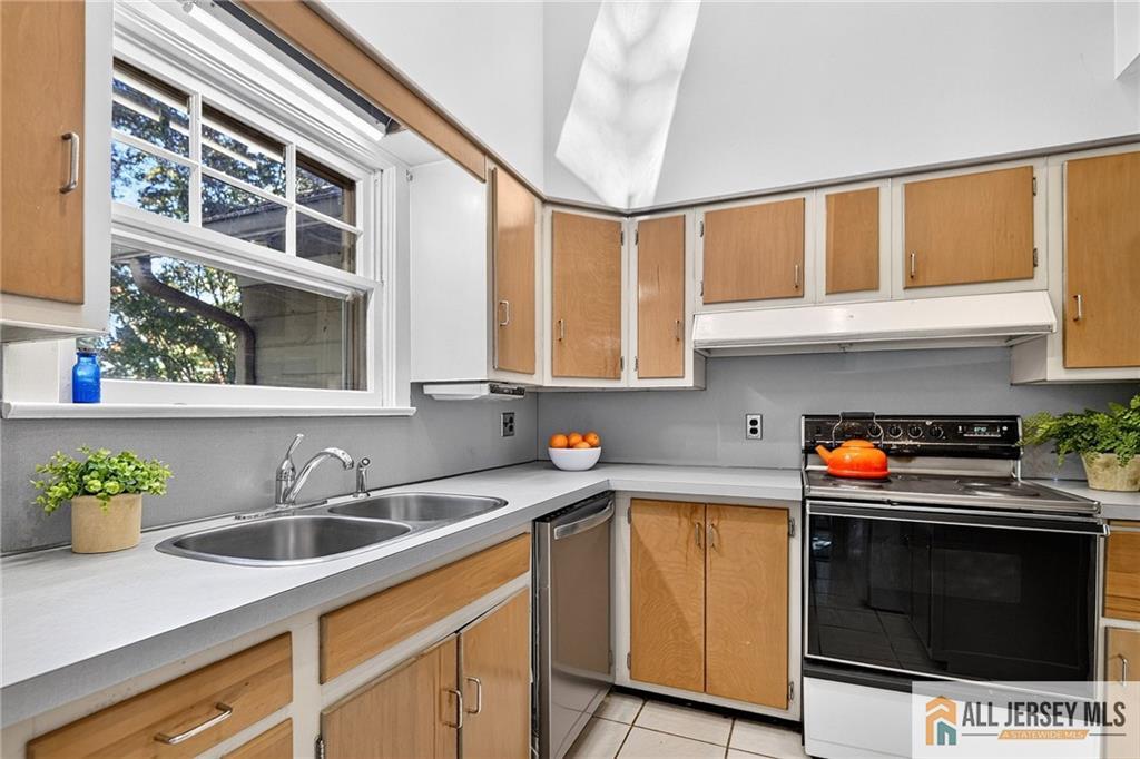 114 N Main Street Cranbury NJ 08512