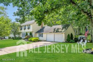 11 Dunbarton Drive Jackson NJ 08527